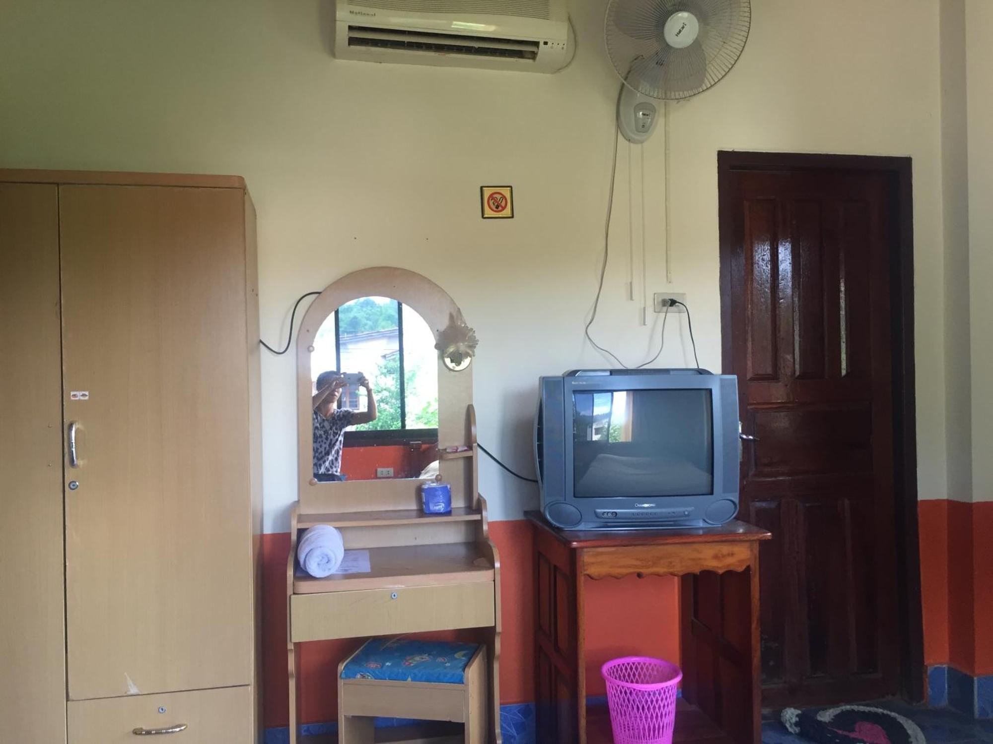 Oudomphone Guesthouse 2 بان هواياكساي المظهر الخارجي الصورة
