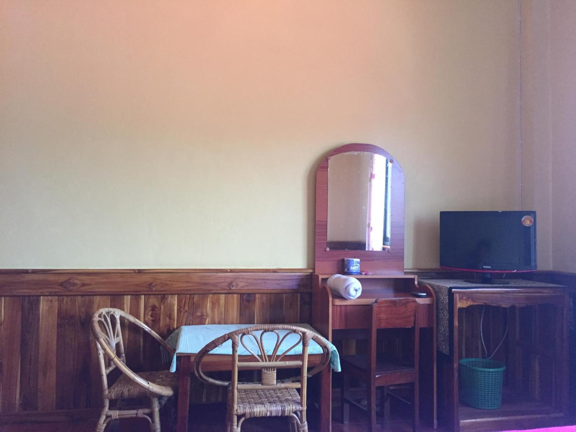Oudomphone Guesthouse 2 بان هواياكساي المظهر الخارجي الصورة