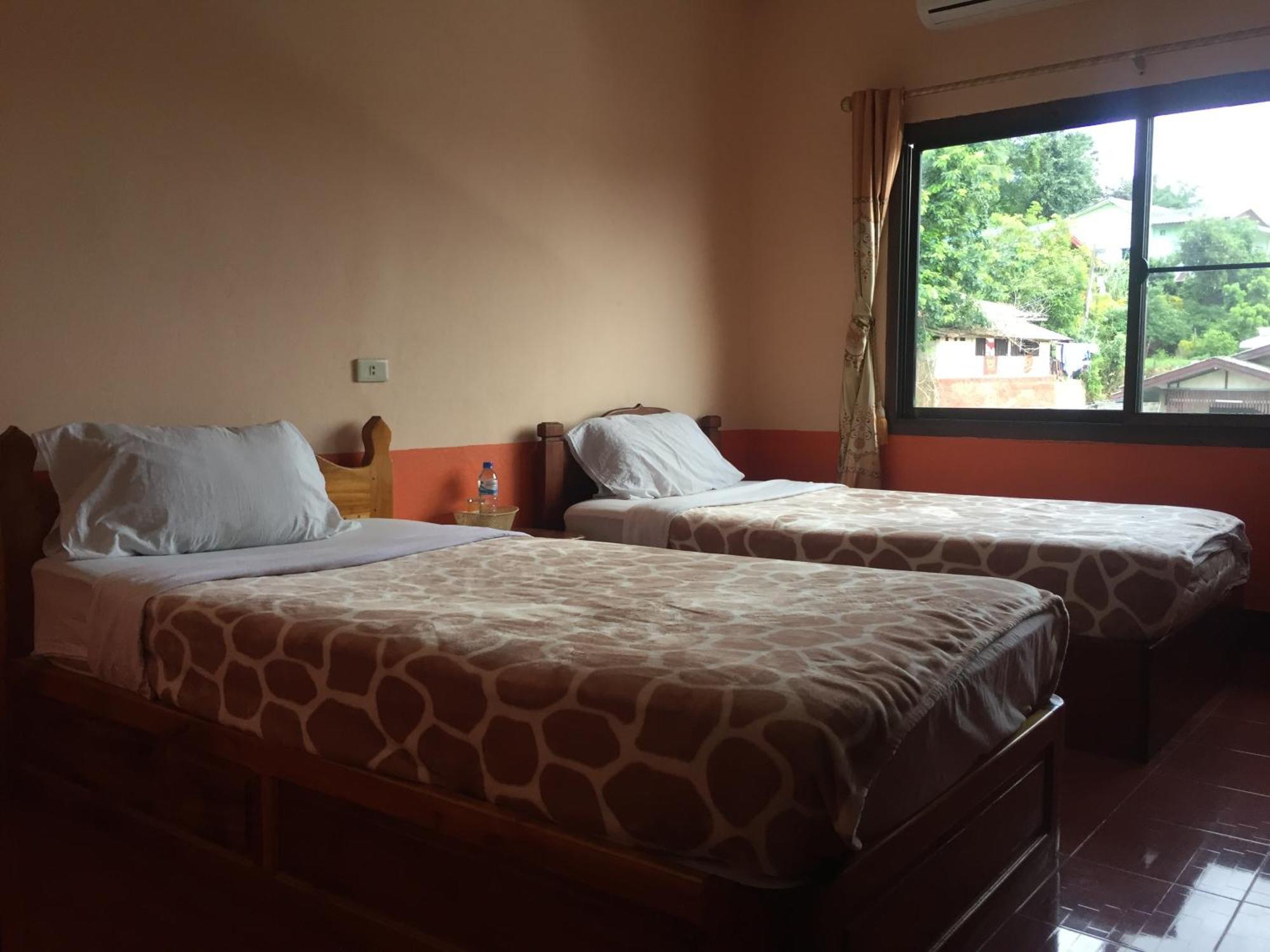 Oudomphone Guesthouse 2 بان هواياكساي المظهر الخارجي الصورة