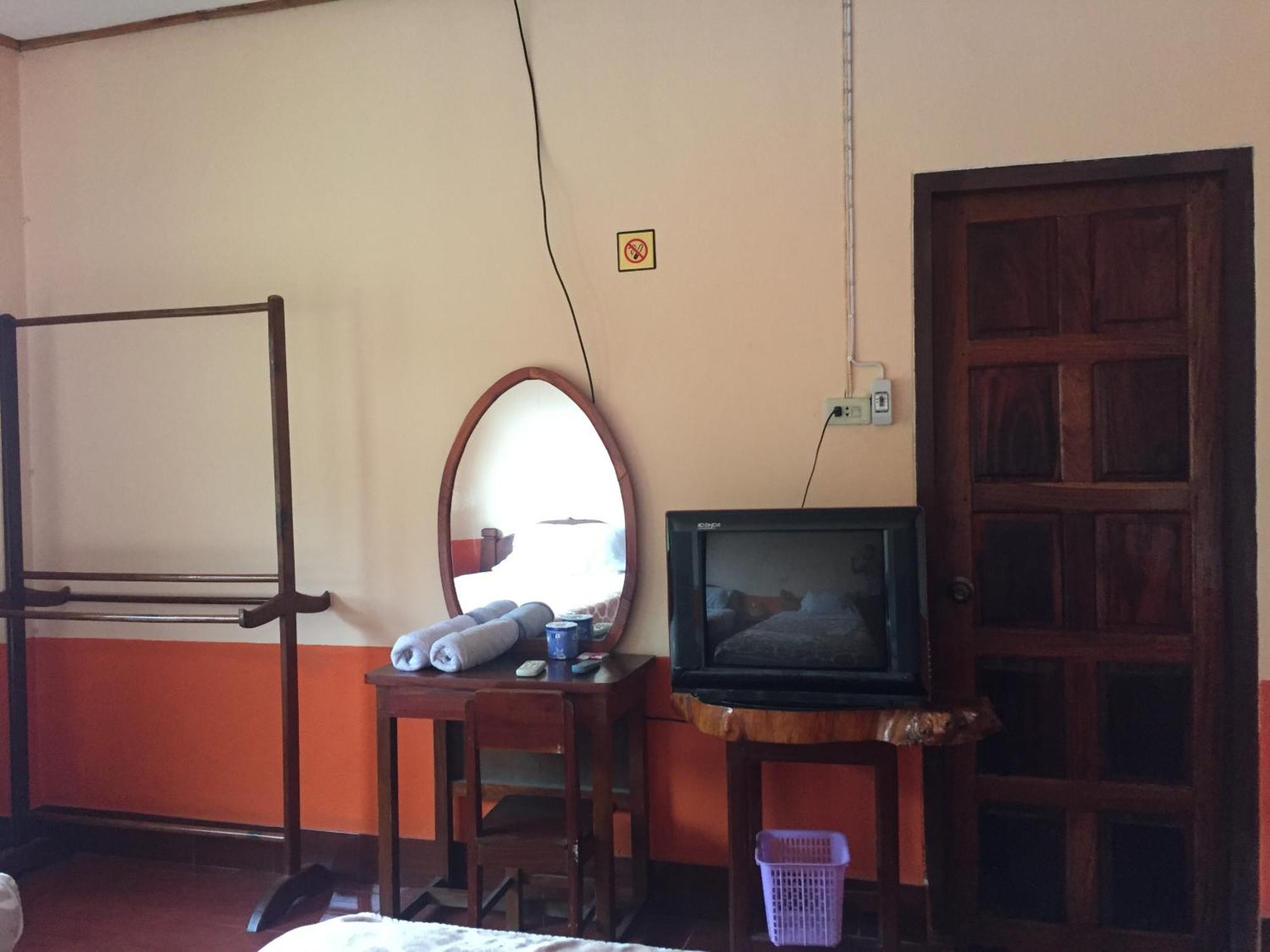 Oudomphone Guesthouse 2 بان هواياكساي المظهر الخارجي الصورة
